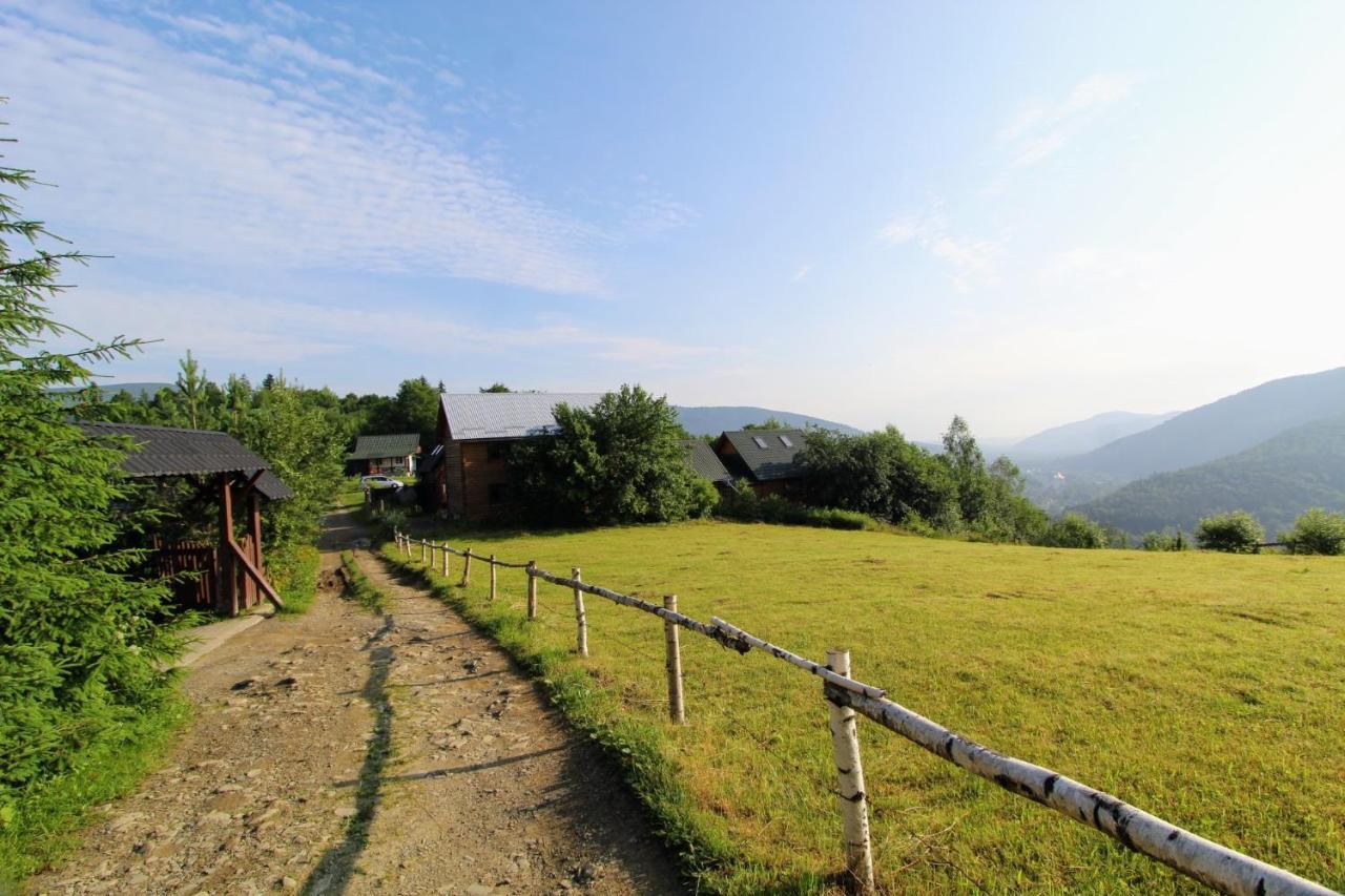 Котедж "Гірський Затишок" Yaremche Bagian luar foto